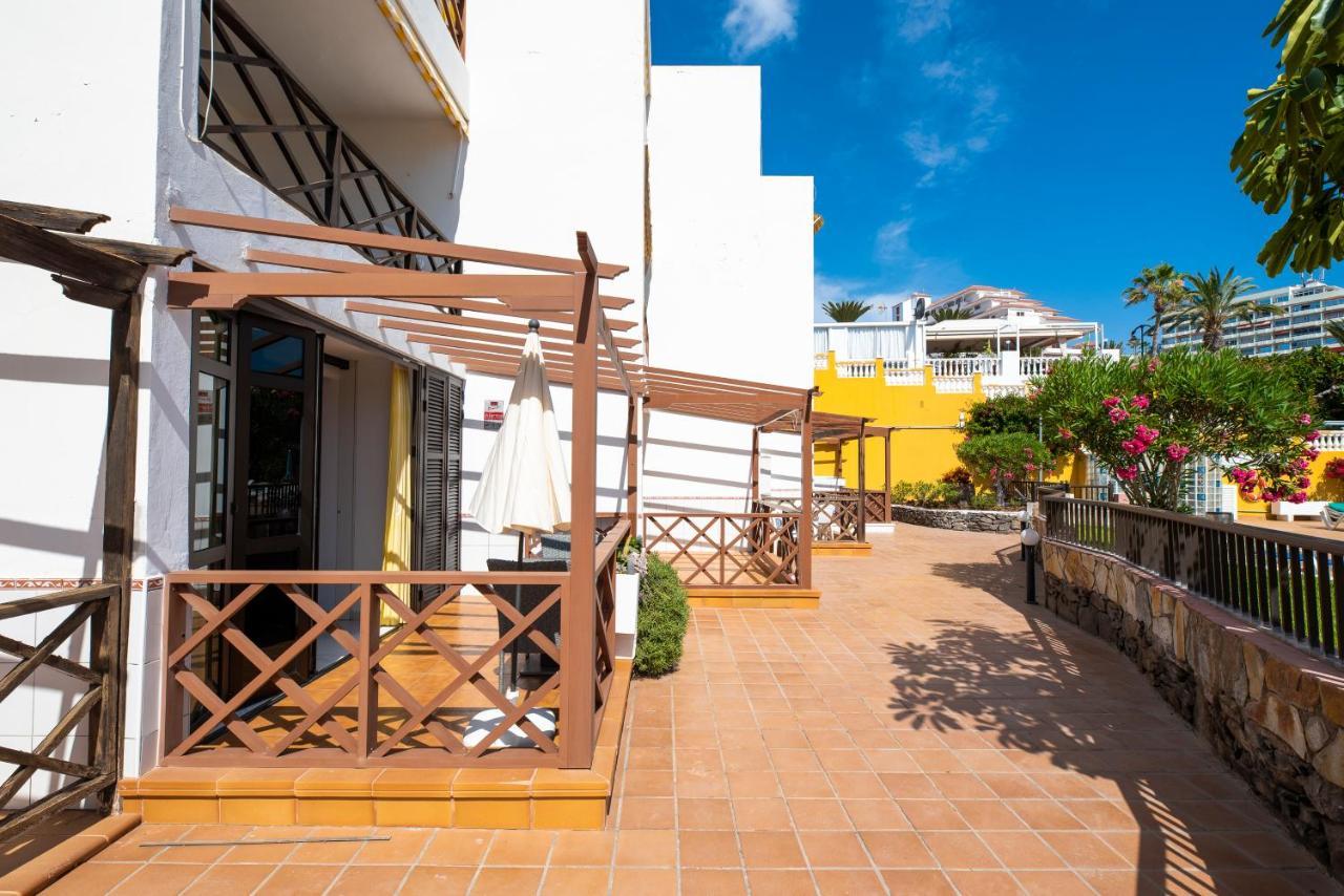 Neptuno Pool And Beach Private Access Puerto de Santiago  Exterior photo